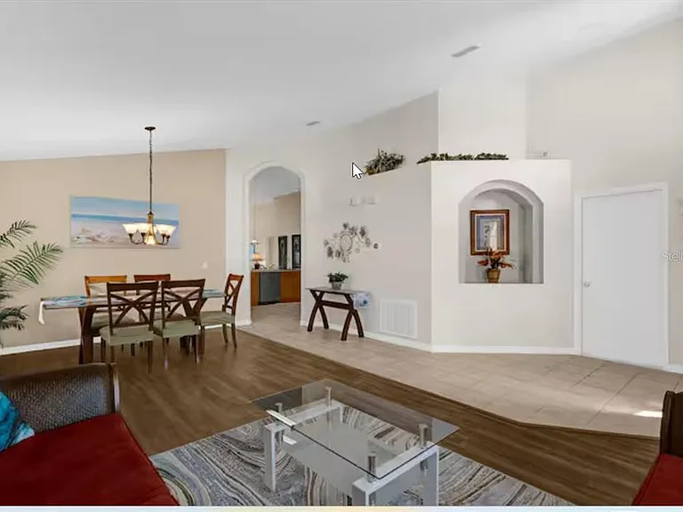 1438 Solana Cir — Photo 3