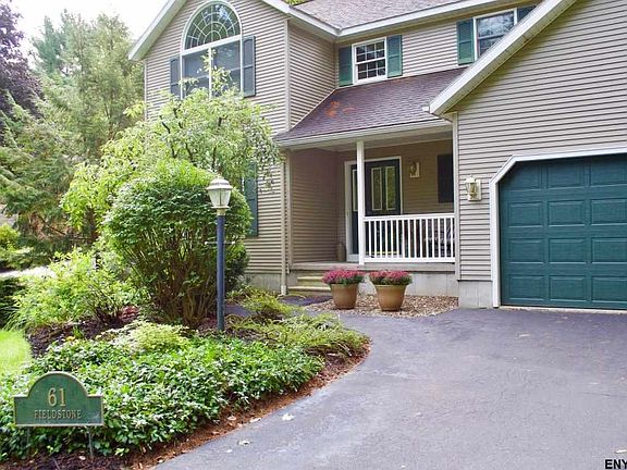 3rd image of 61 Fieldstone Dr