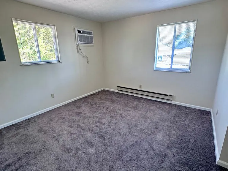 1408 Jackson Ln — Photo 16
