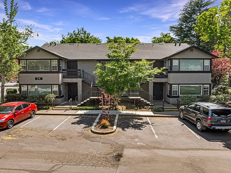 Amanda Place Apartments — Photo 29