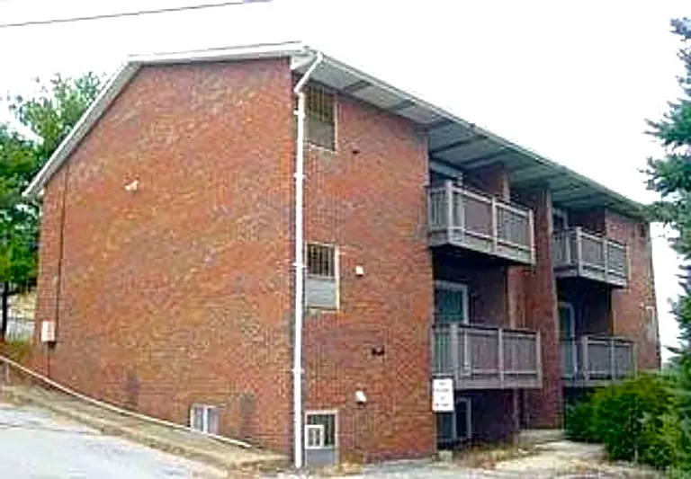 94 View St #9
