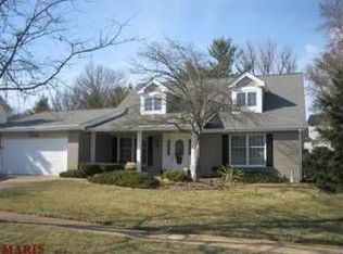 1835 Winegard Dr, Ballwin, MO 63021