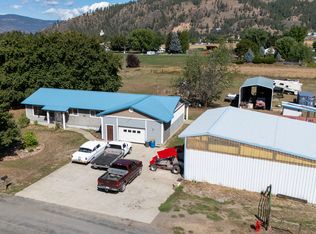 665 E Riverview Ln, Kettle Falls, WA 99141