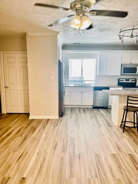 80 Weirton Street — Photo 3