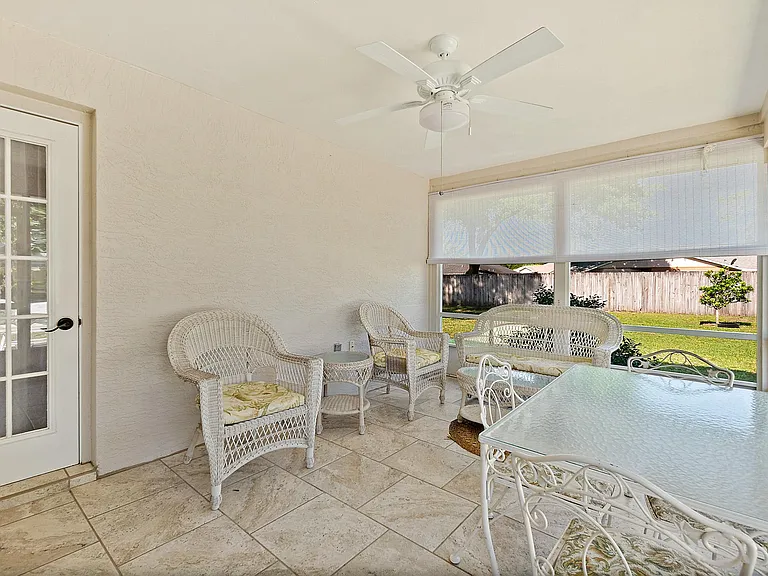 Westhampton Dr — Photo 20
