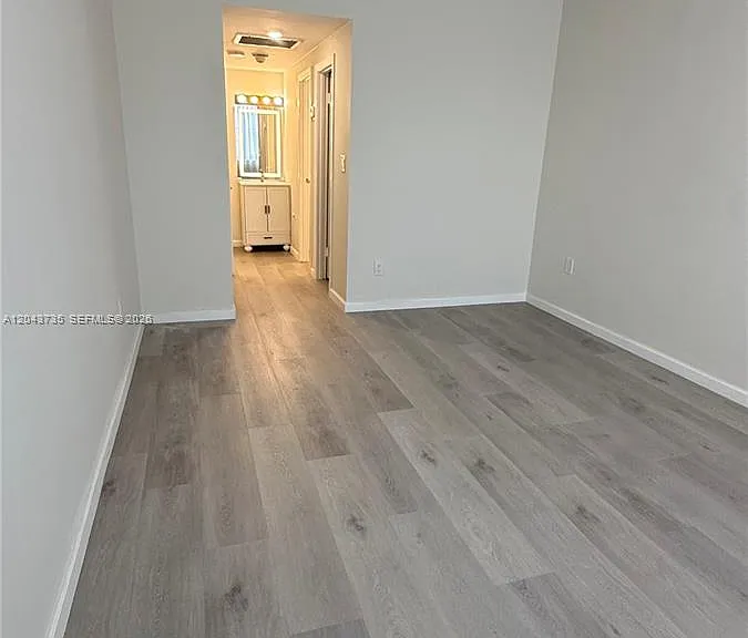 300 Bayview Dr #211 — Photo 8