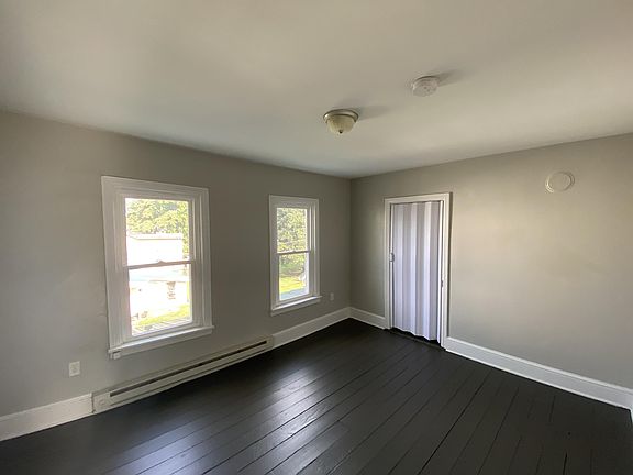 3rd image of 114 Park St #2