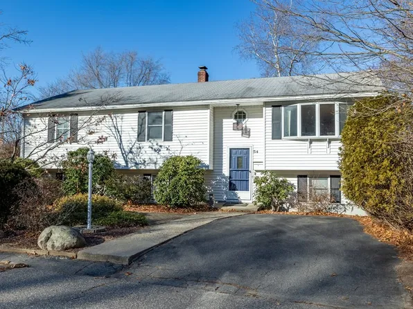 54 Wheeler St, Leominster, MA 01453