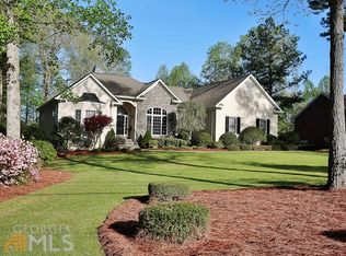 425 Mapledale Trl, Sharpsburg, GA 30277
