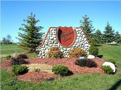 1st image of 45 Horseshoe Ct