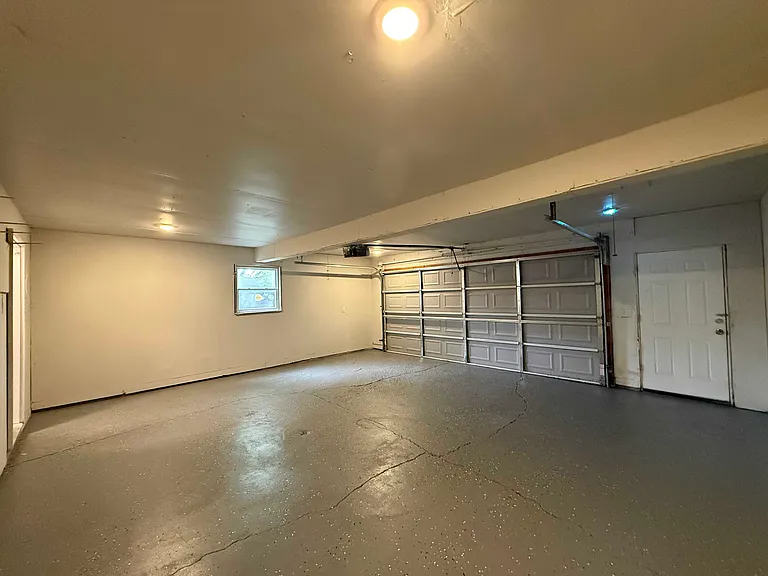 351 Clyde Ave — Photo 28