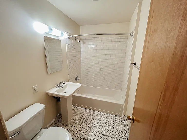 3333 SE Taylor St #3333 — Photo 8