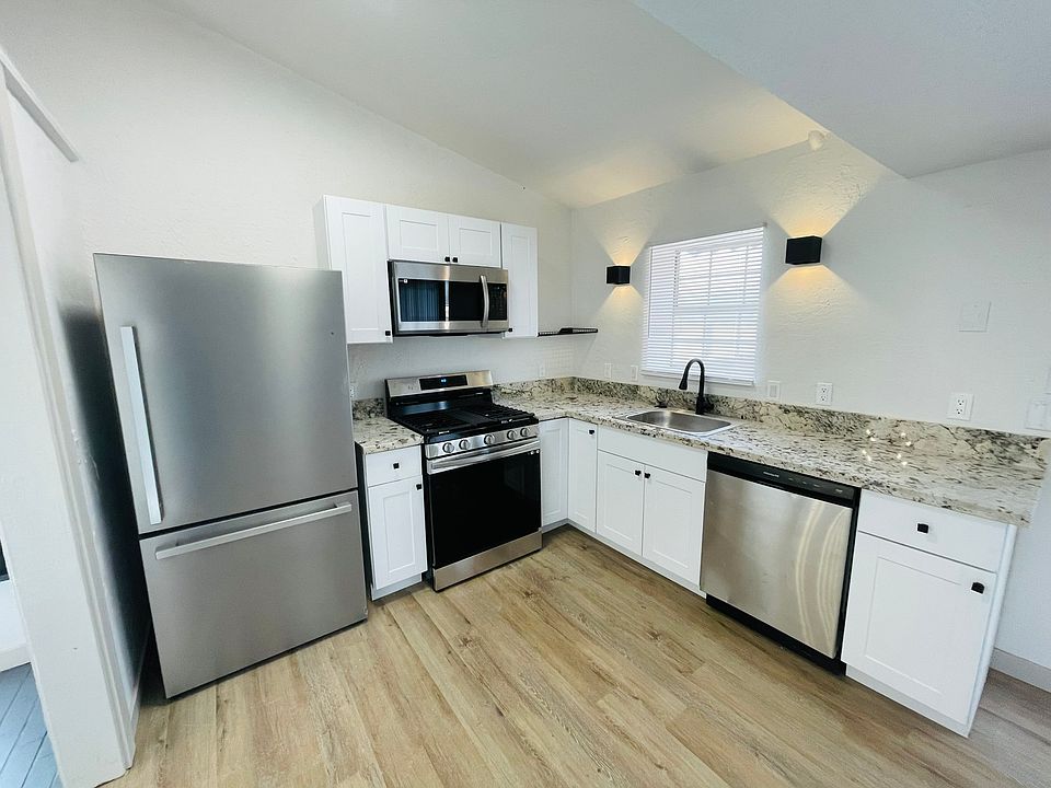 1st image of 850 Koontz Ln #C