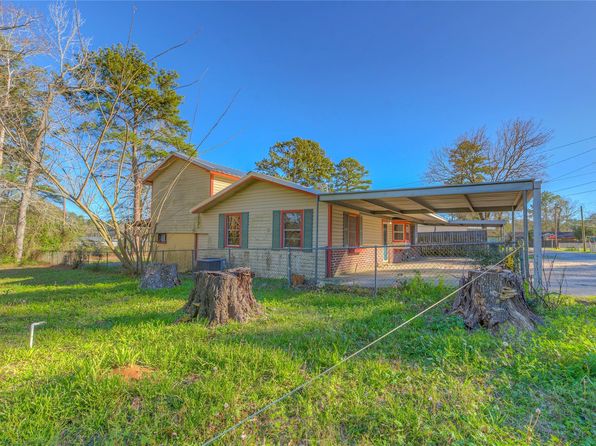 1310 Young St, Jasper, TX 75951