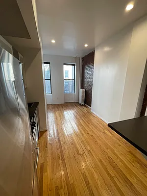 Rented by Best Apartments North Inc | media 25
