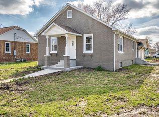 408 N 7th St, Altamont, IL 62411