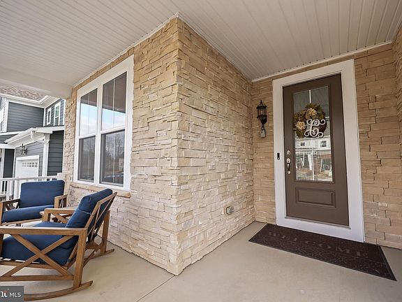 3rd image of 18126 Marsh Pine Rd