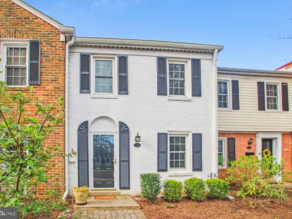 2 Georgetown Ct #1, Annapolis, MD 21403