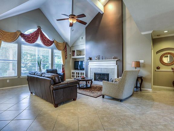 5th image of 4915 Berry Knoll Ct