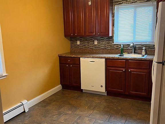 2nd image of 10 Valdale Ave #2