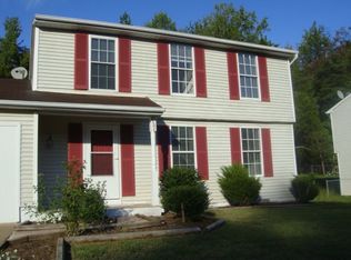 18905 Fuller Heights Rd, Triangle, VA 22172