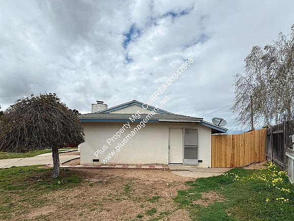 3rd image of 4692 Cherry Ave #B