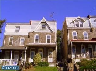158 Shurs Ln, Philadelphia, PA 19127