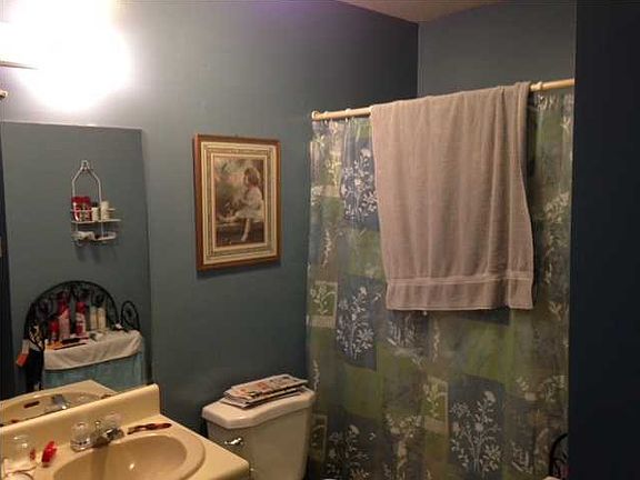 5th image of 115 Sunflower Dr APT A3