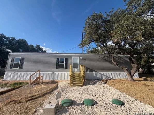 583 Lone Shadow #A, Spring Branch, TX 78070