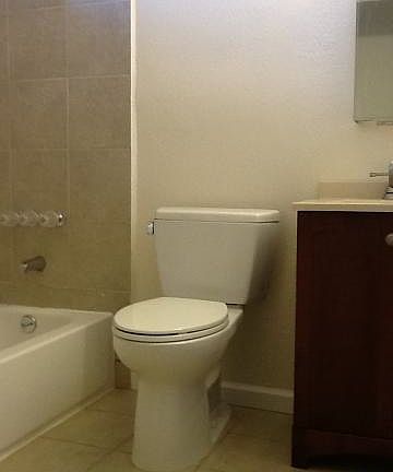 2nd image of 340 Marina Way S