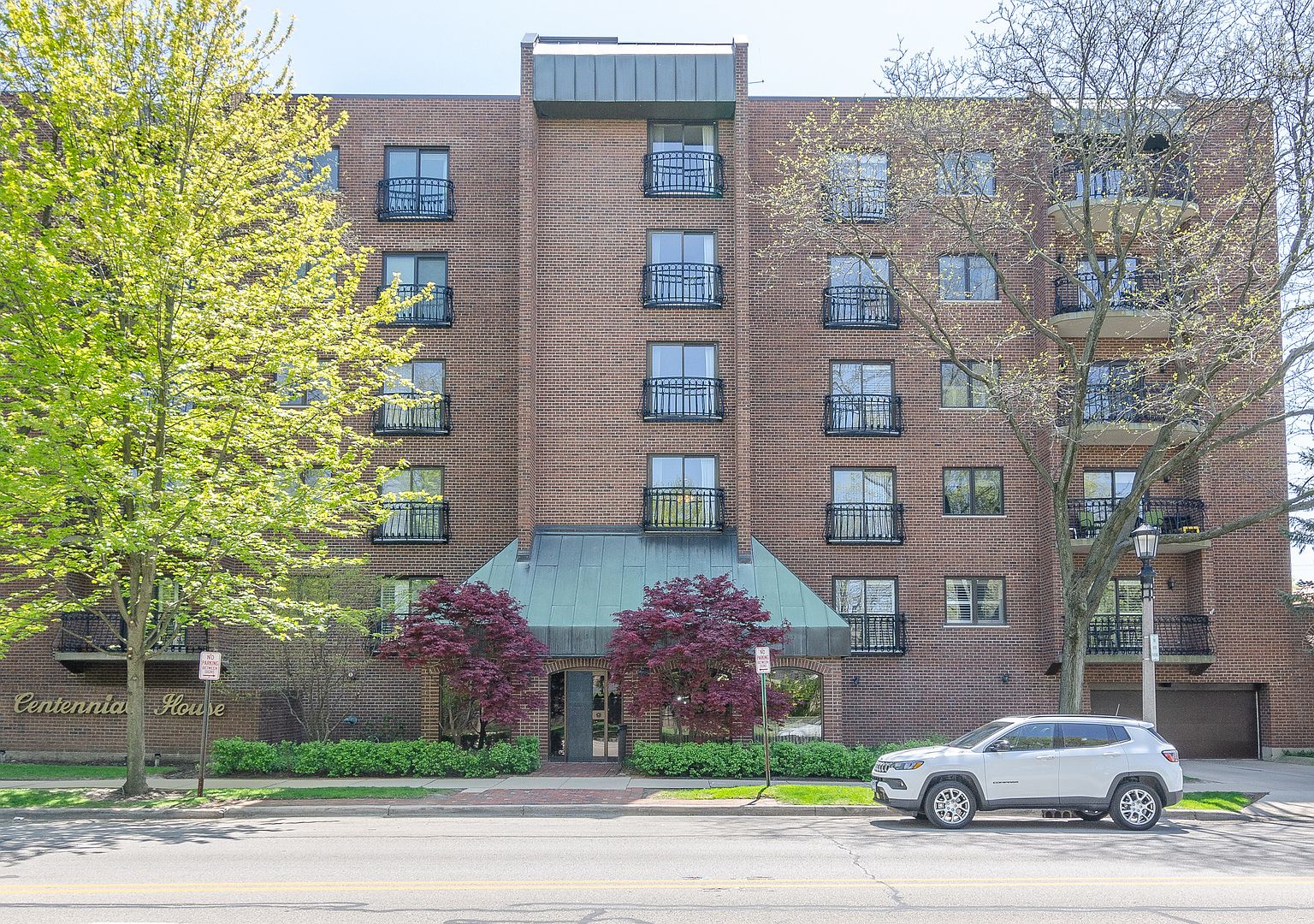 7575 Lake St APT 2D, River Forest, IL 60305 Zillow