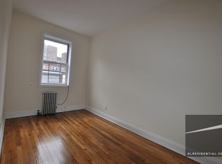 424 Hawthorne St #FLU1, Brooklyn, NY 11203