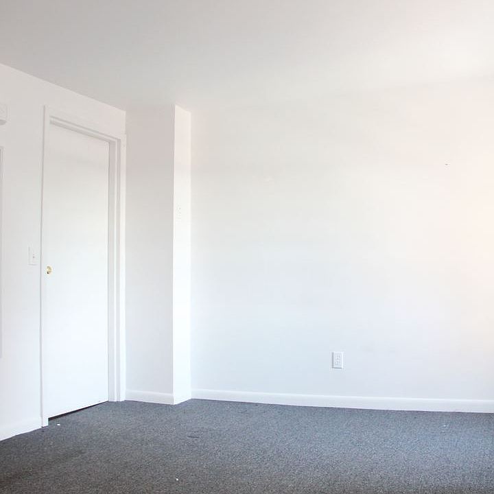 2nd image of 141 Main St