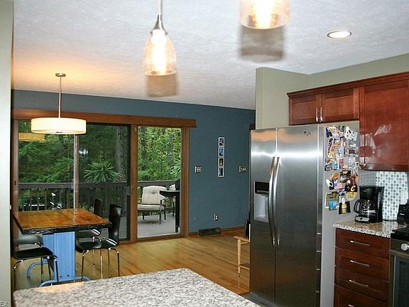 5th image of 15600 W 130th St