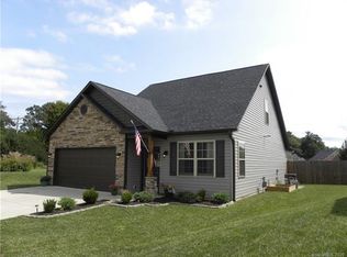 27 Halcyon Ct, Fletcher, NC 28732