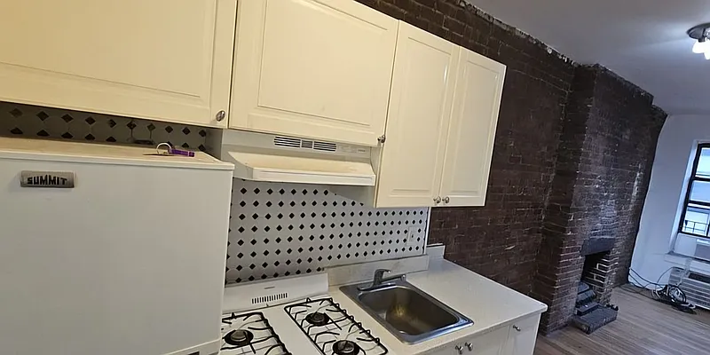Kitchen, photo 2