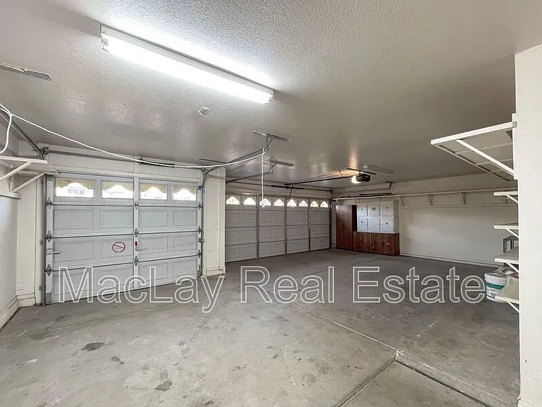 4645 E Kelly Dr — Photo 27