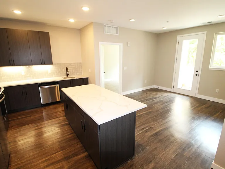 2727 W 28th Ave #202 — Photo 6