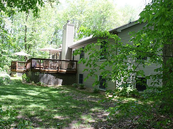 2nd image of 3265 Beechwood Dr