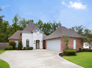 17105 Bentons Ferry Ave, Greenwell Springs, LA 70739