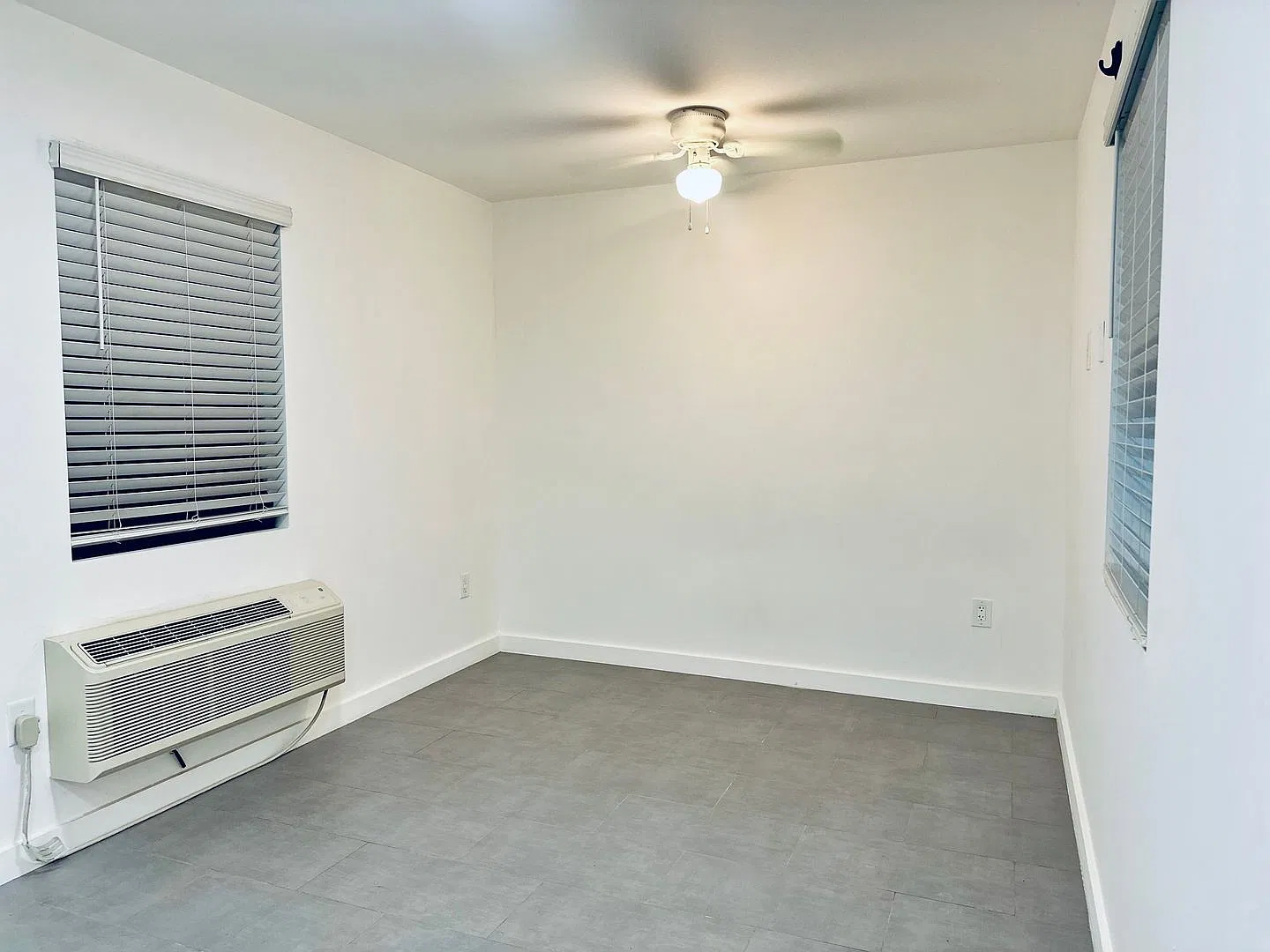 Newly Renovated Community Invigorating Miami's Downtown Urban Core! — Photo 2