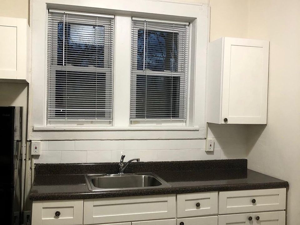 1st image of 26-28 Van Winkle Ave #15