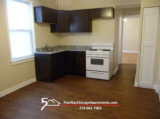 3552 W Belmont Ave REAR R1, Chicago, IL 60618