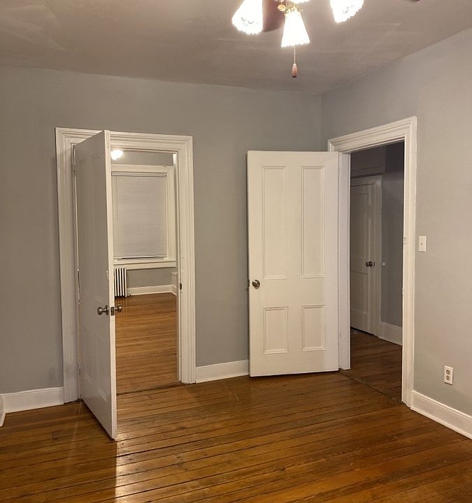 1st image of 507 W Marshall St