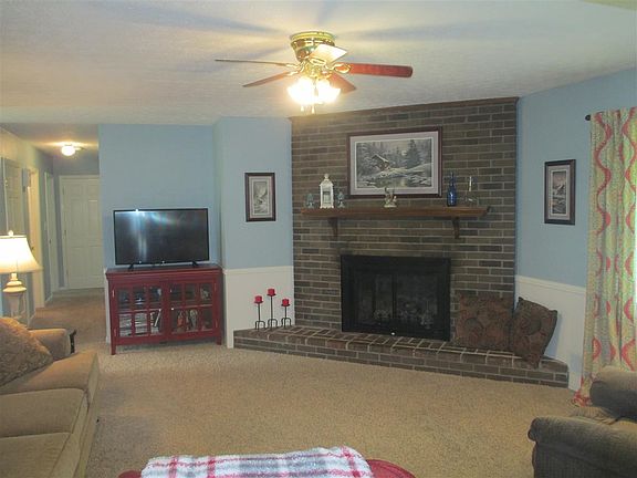 5th image of 2508 Bluegrass Dr