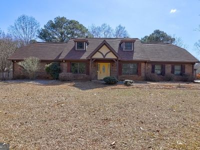 335 Castlewood Rd, Tyrone, GA, 30290