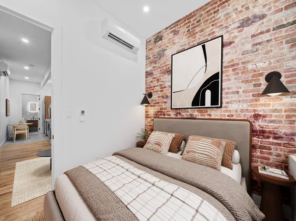 452 West 36th Street image 5 of 7