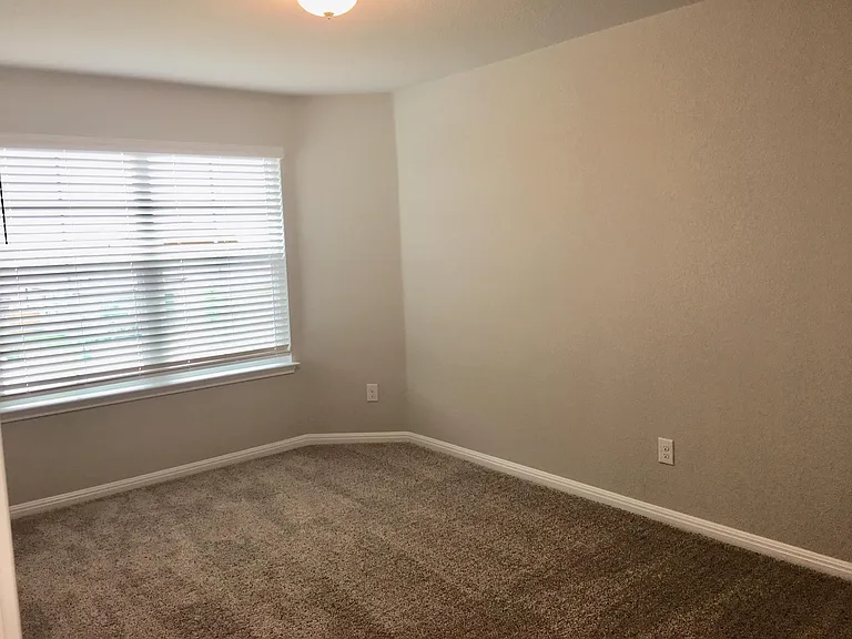 3073 Blantyre Bnd — Photo 15