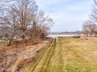 Vl Par 2 3 Bowers, Lapeer, MI 48446