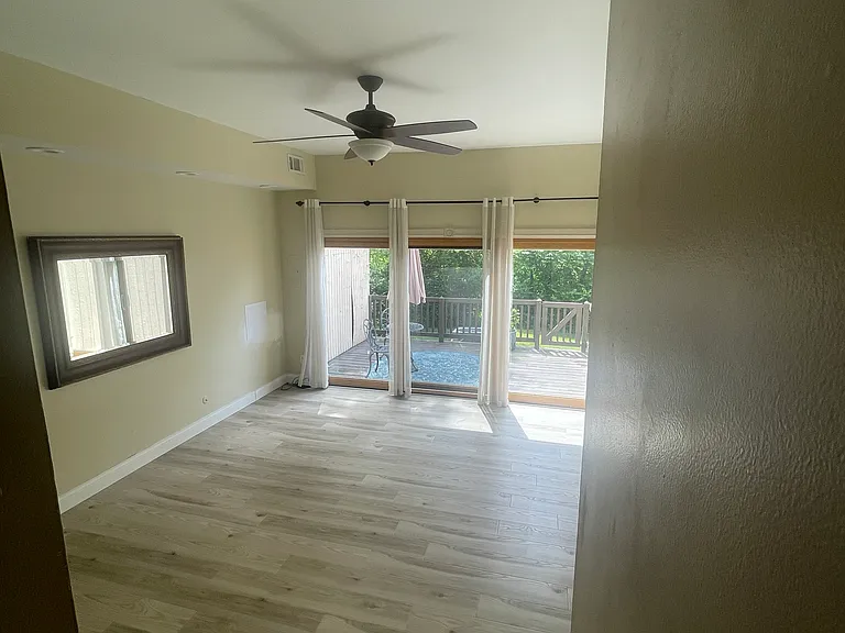 721 Pennsbury Blvd — Photo 17
